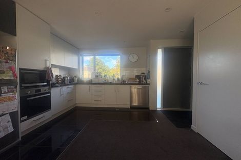 Photo of property in 10/2 Stone Street, Miramar, Wellington, 6022