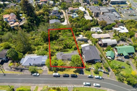 Photo of property in 63 Woodlands Crescent, Browns Bay, Auckland, 0630