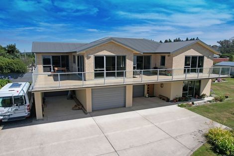 Photo of property in 11 Oakham Street, Hampden, 9410