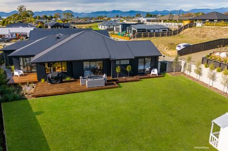 Photo of property in 6 Safre Place, Mapua, 7005