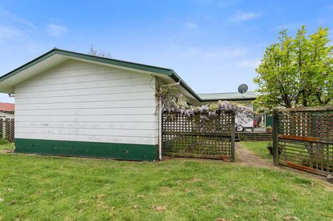 Photo of property in 19 Chaucer Place, Owhata, Rotorua, 3010