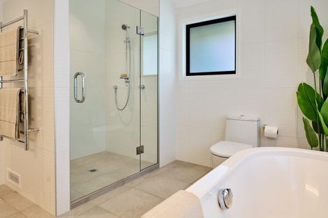 Photo of property in 3 Bayview Terrace, Oriental Bay, Wellington, 6011