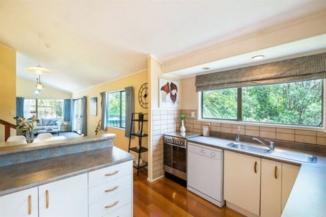 Photo of property in 5 Houston Place, Bayview, Auckland, 0629