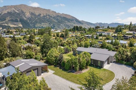Photo of property in 28 Sam John Place, Lake Hawea, 9382