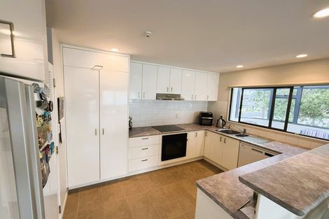 Photo of property in 7d Puriri Avenue, Orewa, 0931