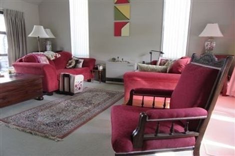 Photo of property in 22 Joseph Banks Drive, Whitby, Porirua, 5024