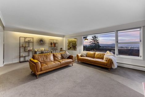 Photo of property in 212a Whites Line East, Waiwhetu, Lower Hutt, 5010