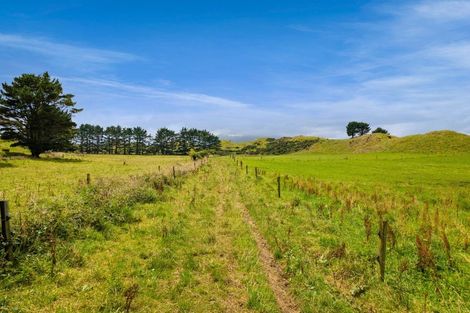 Photo of property in 955 Opua Road, Opunake, 4681