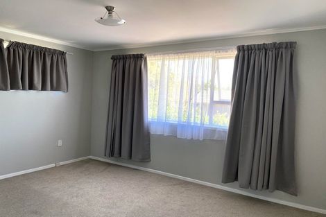 Photo of property in 12 Bryers Place, Bayview, Auckland, 0629