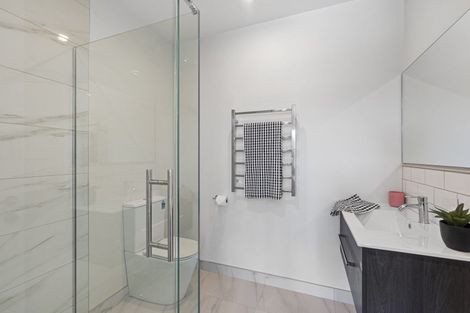 Photo of property in 9 Oak Place, Levin, 5510
