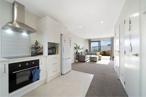 Photo of property in 23 Raupeti Lane, Henderson, Auckland, 0612