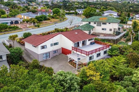 Photo of property in 134 Chelsea View Drive, Chatswood, Auckland, 0626