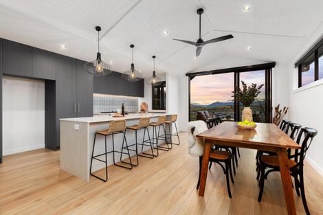 Photo of property in 125 Spur Ridge Rise, Jacks Point, 9371