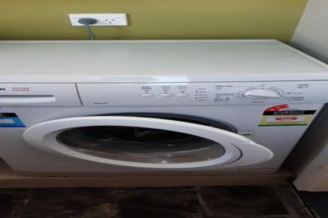 Photo of property in 1/115 Aorangi Road, Bryndwr, Christchurch, 8053