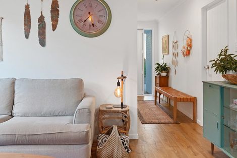 Photo of property in 2 Glenvale Place, Pyes Pa, Tauranga, 3112