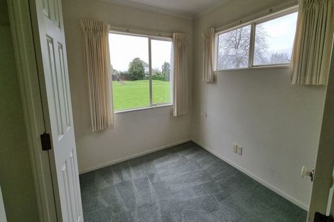 Photo of property in 2/5 Belgate Place, Somerville, Auckland, 2014