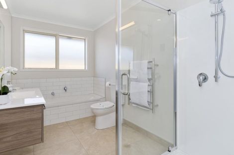 Photo of property in 37 Hastings Road, Pyes Pa, Tauranga, 3112