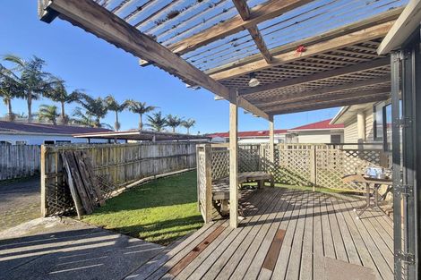Photo of property in 6 Mangos Place, Pakuranga, Auckland, 2010