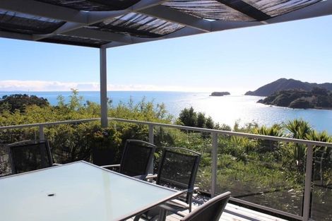 Photo of property in 1090c Abel Tasman Drive, Ligar Bay, Takaka, 7183