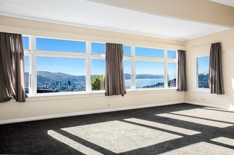 Photo of property in 15 Connaught Terrace, Brooklyn, Wellington, 6021