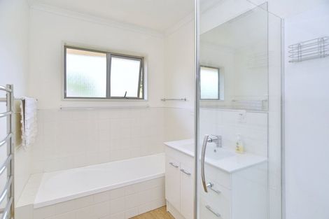 Photo of property in 14 Stopforth Street, Woodend, 7610