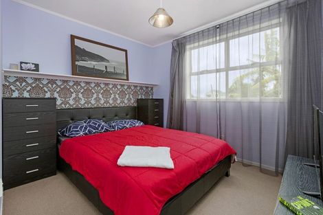 Photo of property in 2 Taipari Avenue, Raglan, 3225