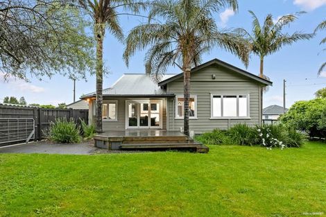 Photo of property in 92 Beach Road, Pahurehure, Papakura, 2113