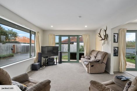 Photo of property in 31 Cossar Street, Burwood, Christchurch, 8083