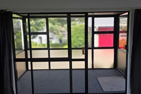 Photo of property in 3/15 Ronald Street, Strandon, New Plymouth, 4312