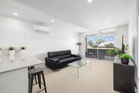 Photo of property in 8/58 Papanui Road, Merivale, Christchurch, 8014