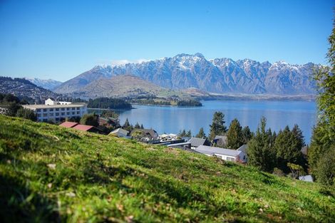 Photo of property in 6 Aspen Grove, Fernhill, Queenstown, 9300