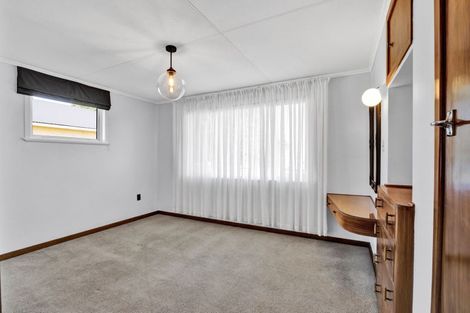 Photo of property in 5 Domett Street, Opunake, 4616