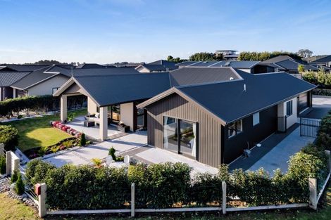 Photo of property in 12 Kotare Drive, Waiwhakaiho, New Plymouth, 4312