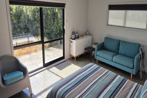 Photo of property in 330 Cable Bay Block Road, Cable Bay, 0420