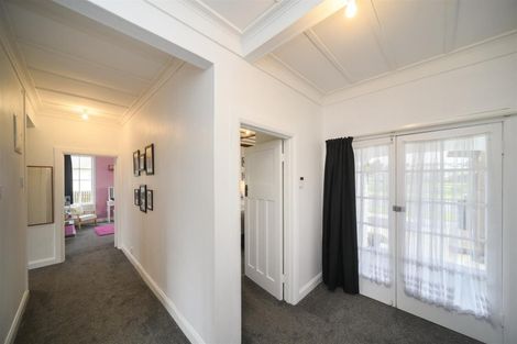 Photo of property in 42 King Street, Marton, 4710