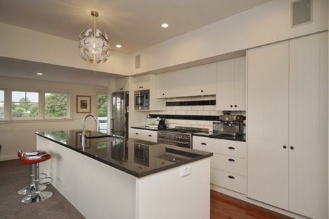 Photo of property in 3 Hackthorne Road, Cashmere, Christchurch, 8022