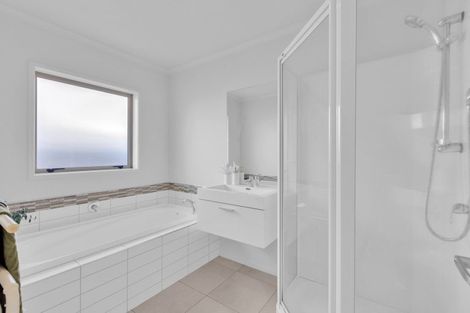 Photo of property in 17 Wessex Place, Rototuna North, Hamilton, 3210