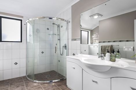 Photo of property in 1 Sunninghurst Drive, Fairfield, Dunedin, 9018