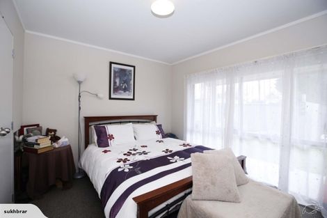 Photo of property in 38a Pine Avenue, Henderson, Auckland, 0612