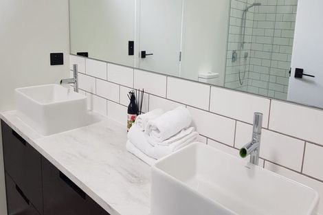 Photo of property in 43 Threepwood Road, Lake Hayes, Queenstown, 9371