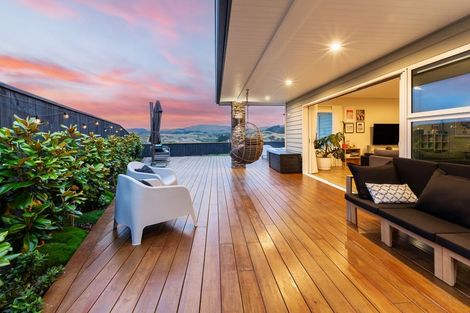 Photo of property in 22 Topsail Way, Whitby, Porirua, 5024