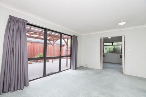 Photo of property in 16 Bouverie Crescent, Flagstaff, Hamilton, 3210