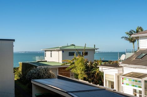 Photo of property in 8/118 Vauxhall Road, Narrow Neck, Auckland, 0624