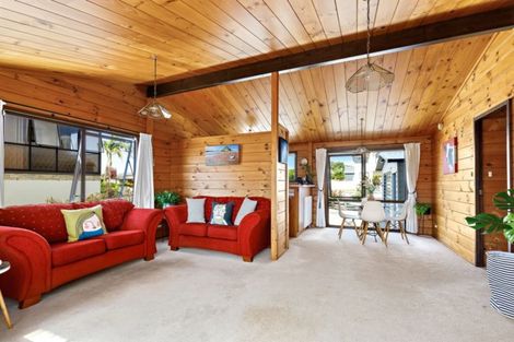 Photo of property in 34 Kawau View Road, Snells Beach, 0920