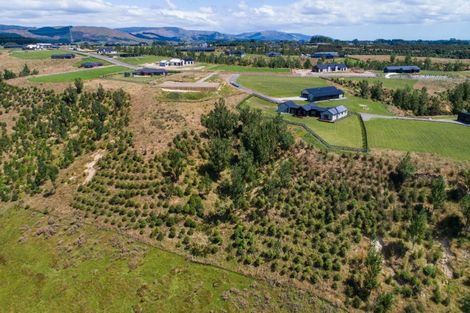 Photo of property in 4 Castlebridge Lane, Aokautere, Palmerston North, 4471