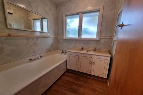 Photo of property in 1/44 Division Street, Riccarton, Christchurch, 8041