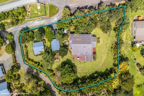 Photo of property in 15 Karaka Drive, Kerikeri, 0230