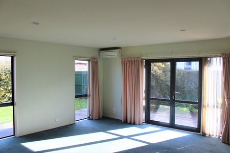 Photo of property in 183 Memorial Avenue, Burnside, Christchurch, 8053