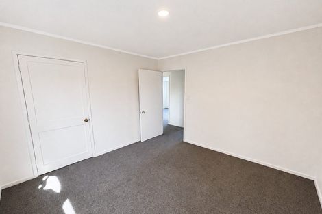 Photo of property in 3 Kadina Place, Botany Downs, Auckland, 2010