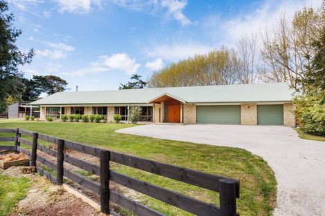 Photo of property in 440 Stoney Creek Road, Kelvin Grove, Palmerston North, 4470